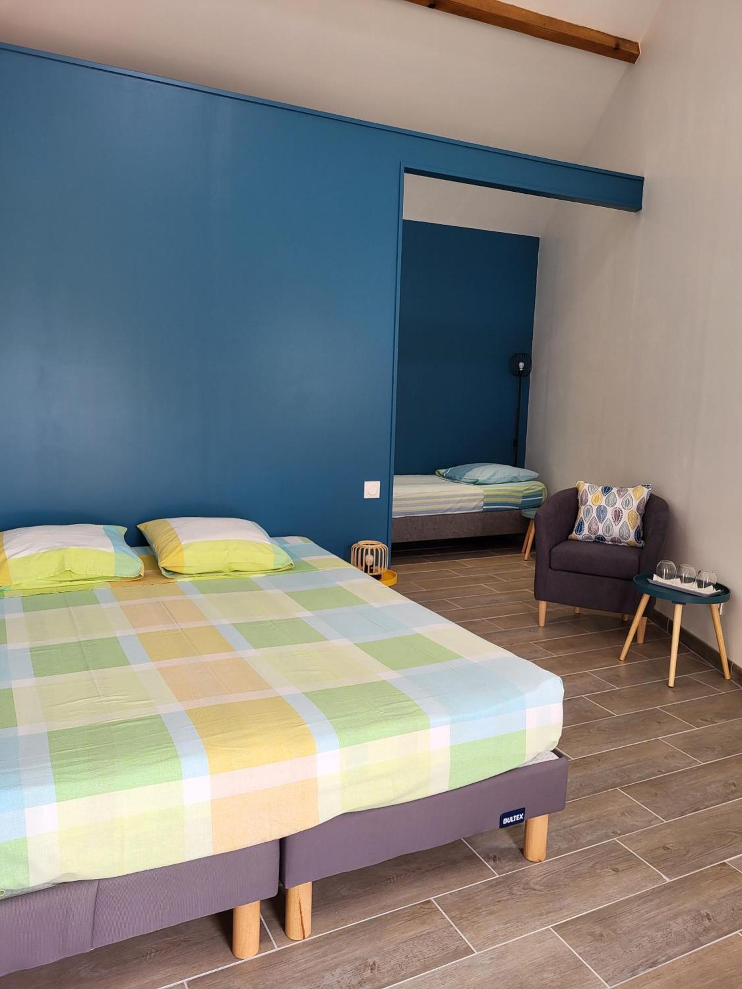 Le Clos Des Figuiers - 3 Chambres D'Hotes De Charme Duravel Exterior photo